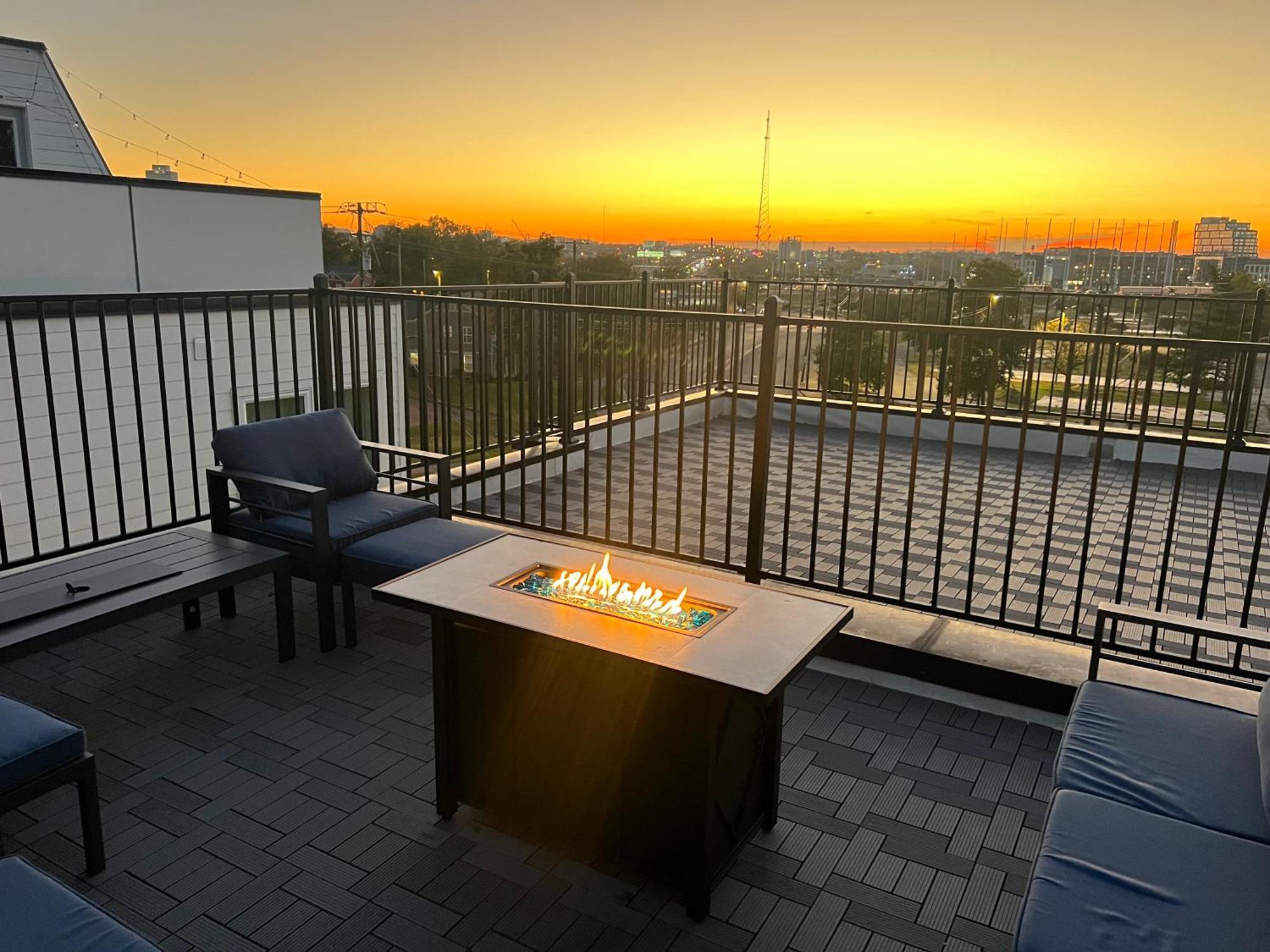 New Elevations Rooftop 5 Min To Downtown Nash Nashville Extérieur photo